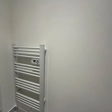 New Old 公寓 昂蒂布